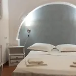 Mantalena *