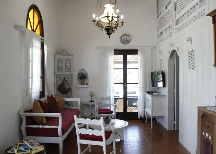 Mantalena Hébergement de vacances *